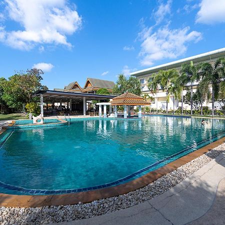 Blue Beach Grand Resort And Spa In Chalong Phuket By Dayuu Ban Saiyuan Extérieur photo