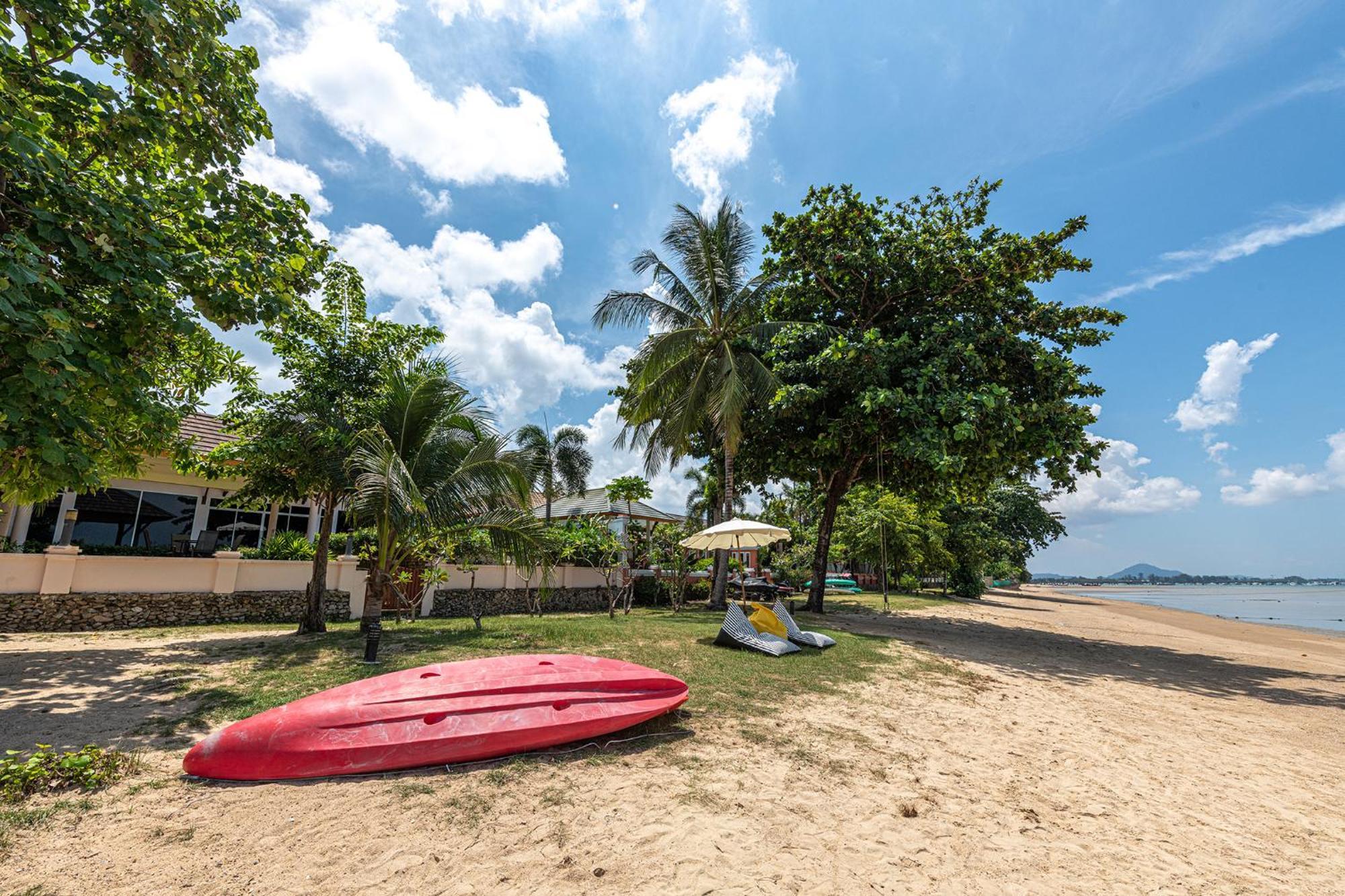 Blue Beach Grand Resort And Spa In Chalong Phuket By Dayuu Ban Saiyuan Extérieur photo
