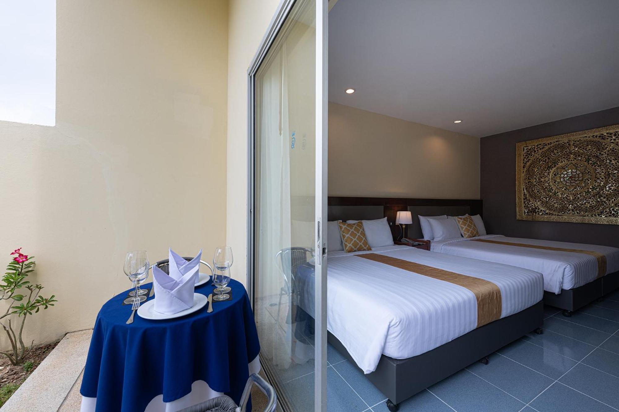 Blue Beach Grand Resort And Spa In Chalong Phuket By Dayuu Ban Saiyuan Extérieur photo