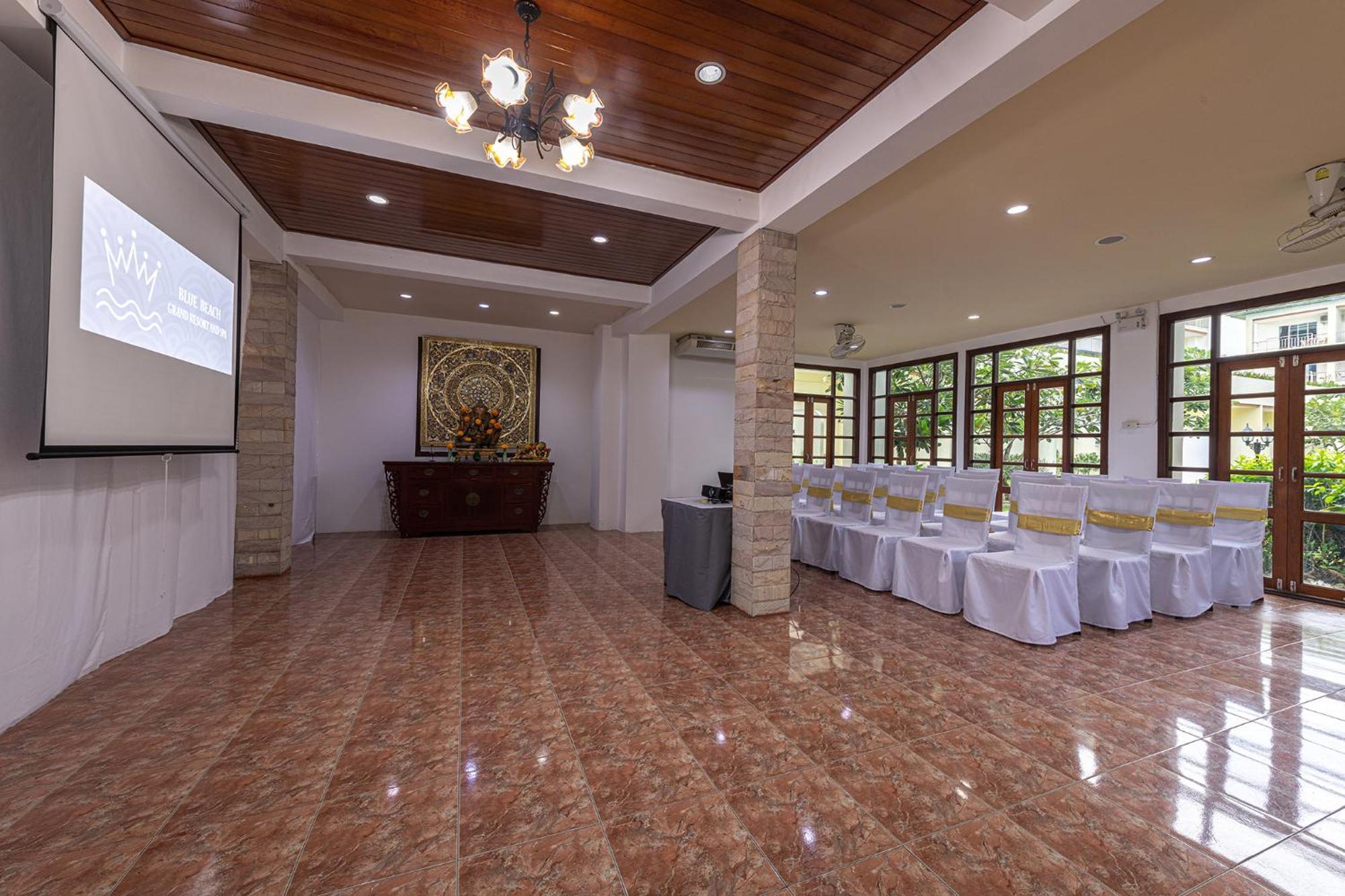 Blue Beach Grand Resort And Spa In Chalong Phuket By Dayuu Ban Saiyuan Extérieur photo