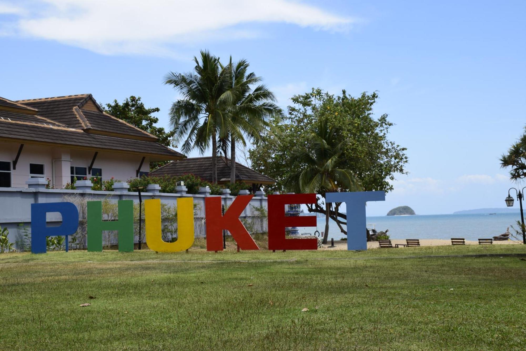 Blue Beach Grand Resort And Spa In Chalong Phuket By Dayuu Ban Saiyuan Extérieur photo
