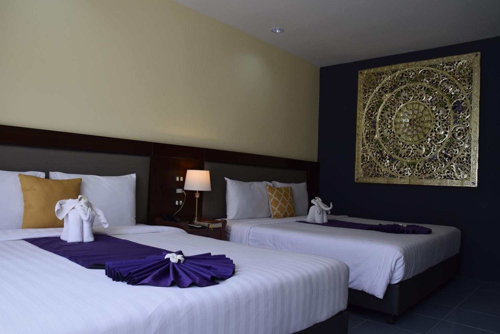 Blue Beach Grand Resort And Spa In Chalong Phuket By Dayuu Ban Saiyuan Extérieur photo