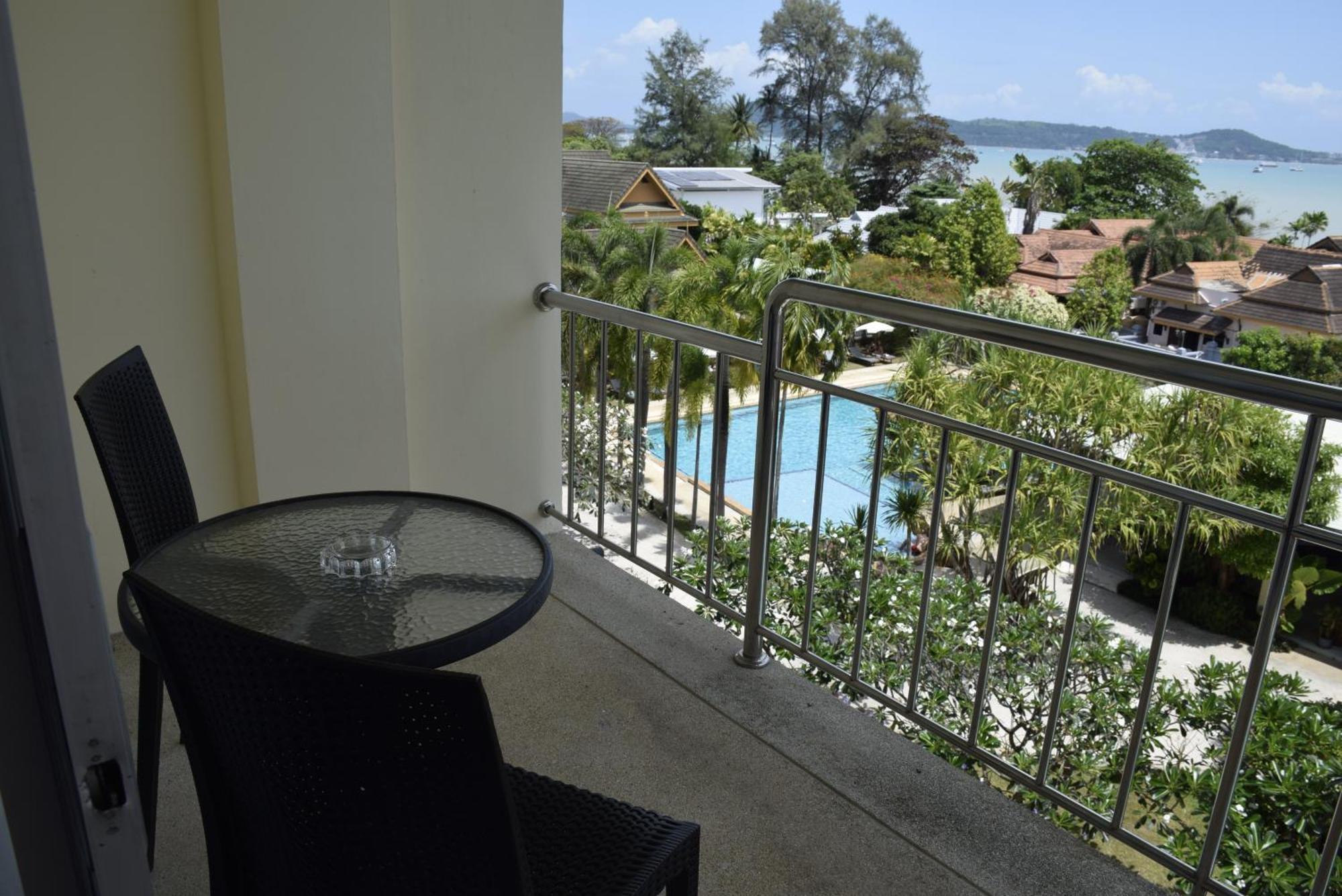 Blue Beach Grand Resort And Spa In Chalong Phuket By Dayuu Ban Saiyuan Extérieur photo
