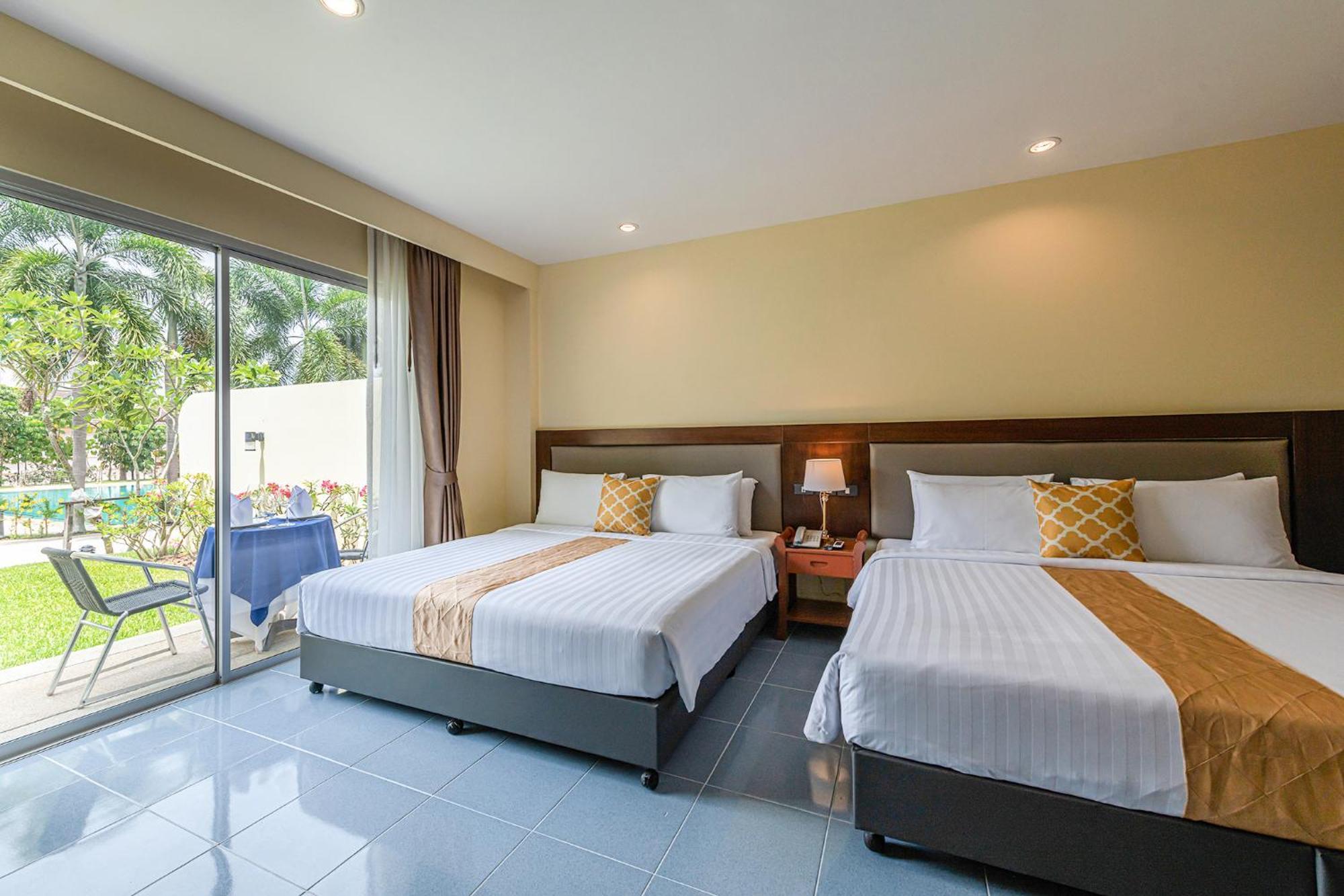 Blue Beach Grand Resort And Spa In Chalong Phuket By Dayuu Ban Saiyuan Extérieur photo