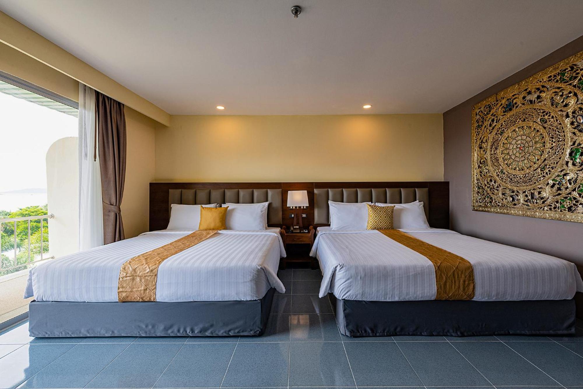 Blue Beach Grand Resort And Spa In Chalong Phuket By Dayuu Ban Saiyuan Extérieur photo